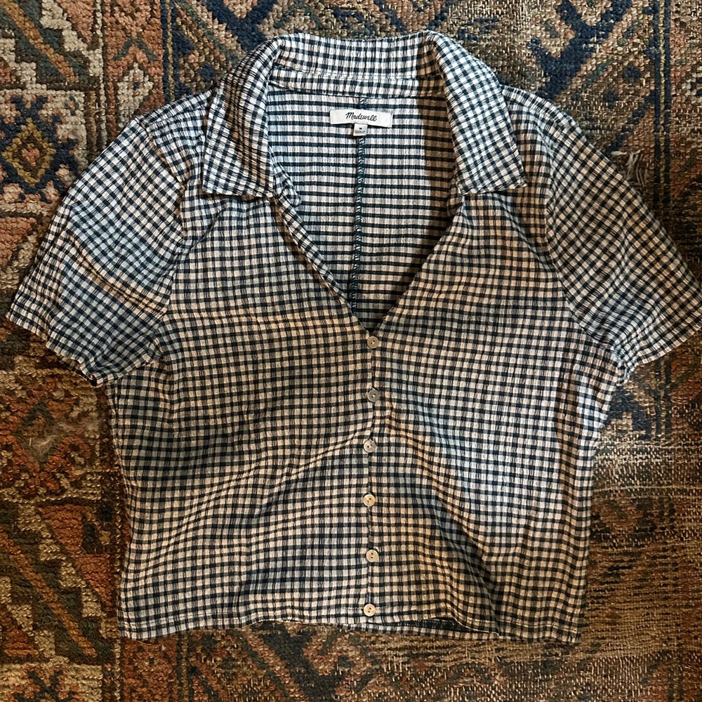 Madewell Crinkled Y-Neck Button-Down Shirt